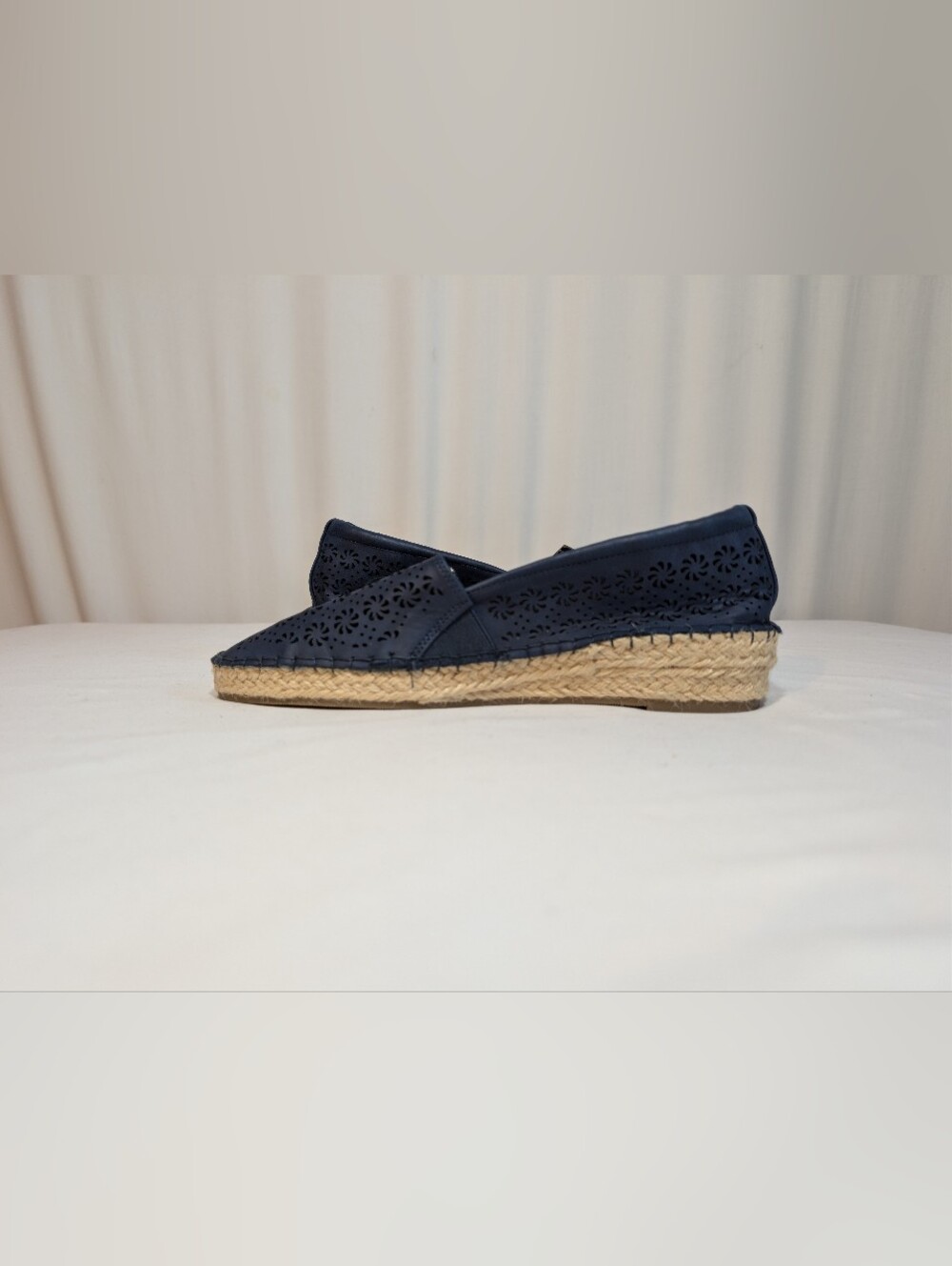 Easy Street Zenon Espadrille Navy Blue Cream Flats Shoes Black Zipper Accent 9M